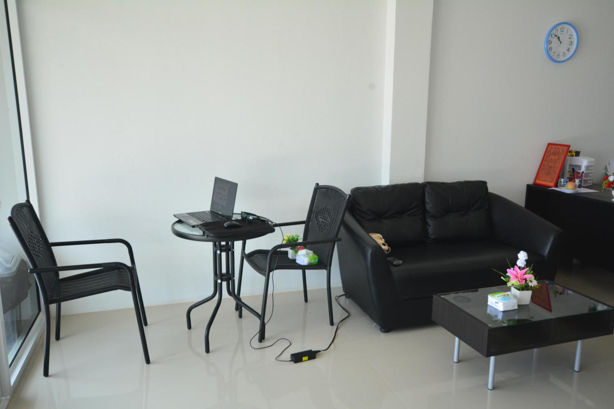 Jc Guesthouse @ Suratthani Airport Surat Thani Exterior foto